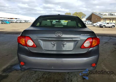 2009 Toyota Corolla Base z USA, uszkodzony, nr VIN JTDBL40E49J055030